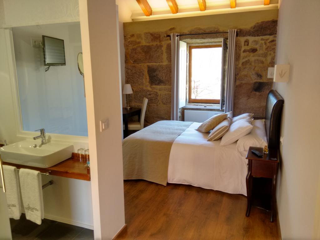 A Cantaruxa Maruxa Turismo Rural Mondariz Quarto foto